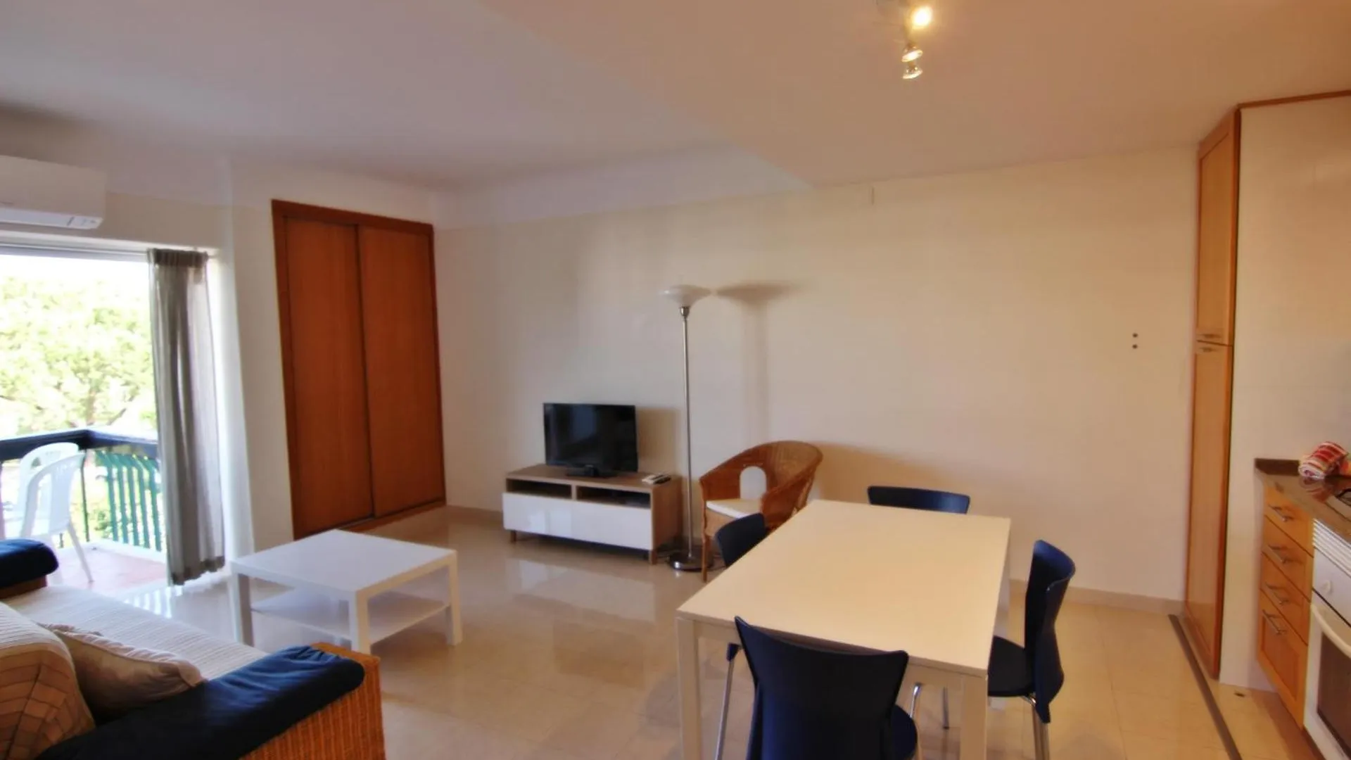 Lago Azul Apartment II Quarteira